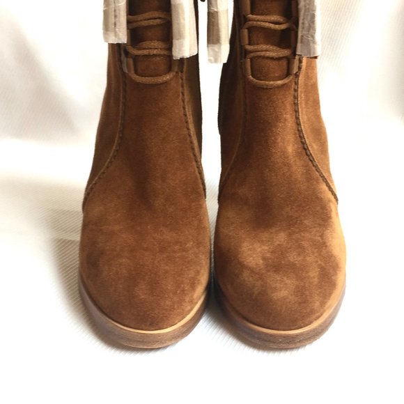 Michael Kors Collection Odile Suede Ankle Boot NEW Size 6.5 - Picture 4 of 7